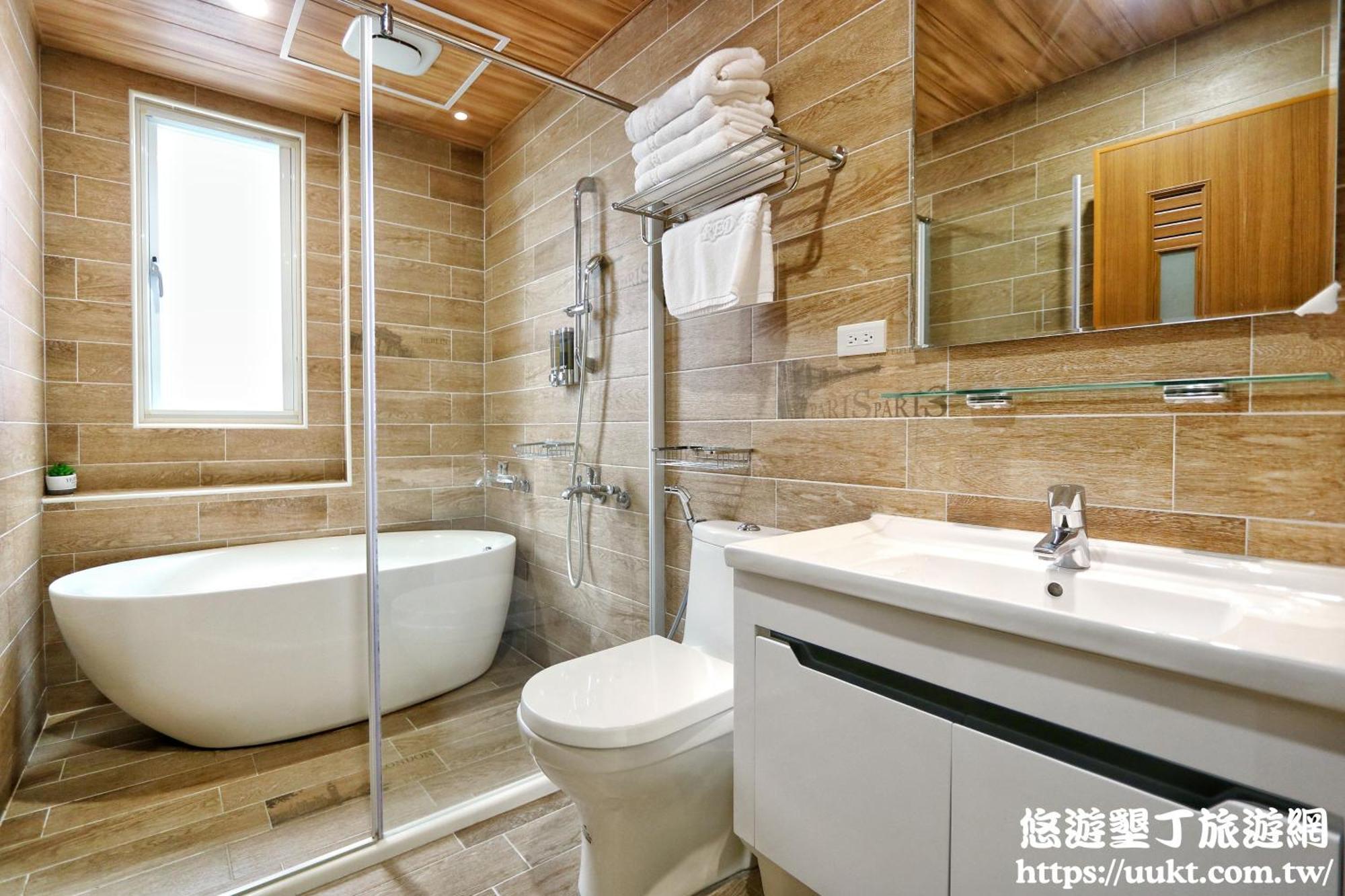 Red Vacation Rental Heng-ch'un Exteriér fotografie